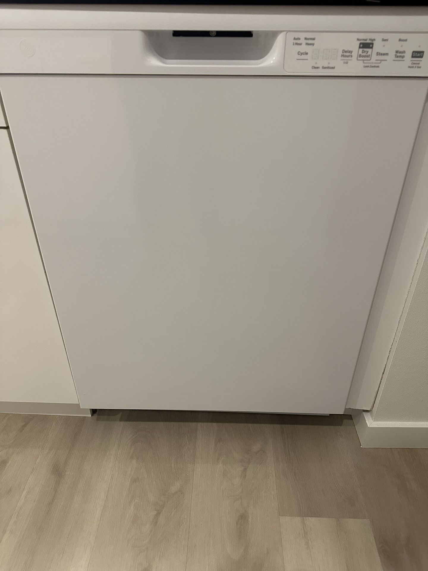 GE Dishwasher Barely Used Renovation Sale