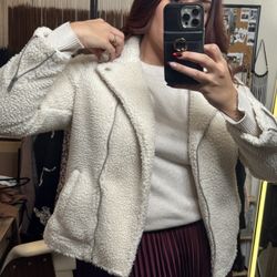 Sherpa Moto Jacket/ Fleece Womens Jacket – Size Large 