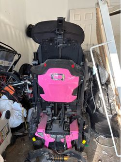 Quantum Edge 3 Electric Chair – Needs Batteries