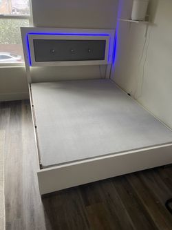 Queen size bed frame  and also queen size adjustable base