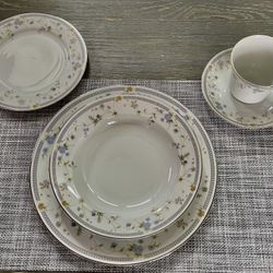 Mikasa Fine China collectible 