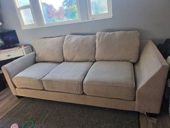 Three seater sofa/couch
