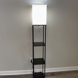 Modern Shelf Floor Lamp – 3 Light Modes, 5ft Tall – Excellent Condition!