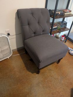 Gray Tufted Slipper Accent Chair