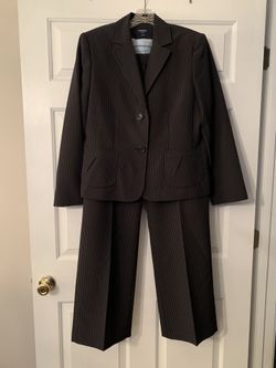 Black 2pcs Pinstripe Pantsuit 