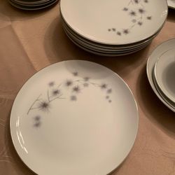 Creative Platinum Star Burst 48 piece China Set