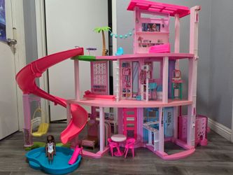 Barbie dream house