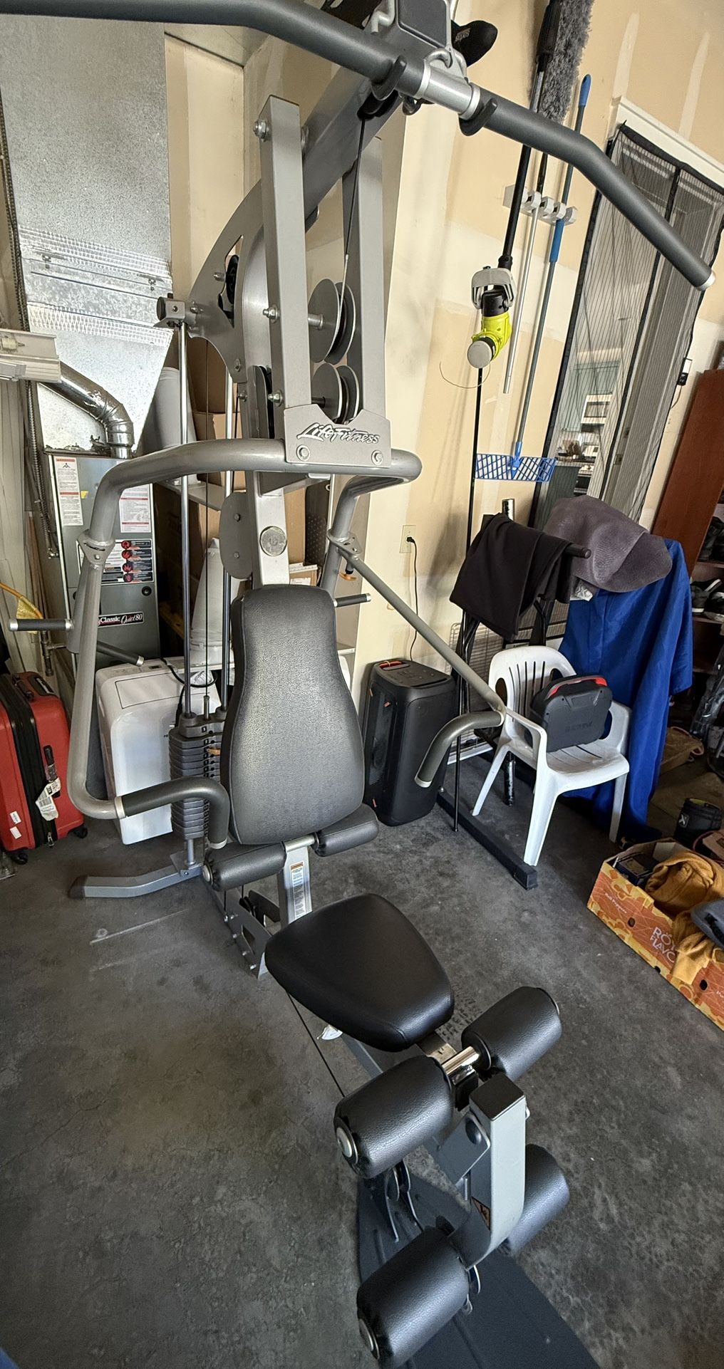 Lifetime G2-100 Workout machine.