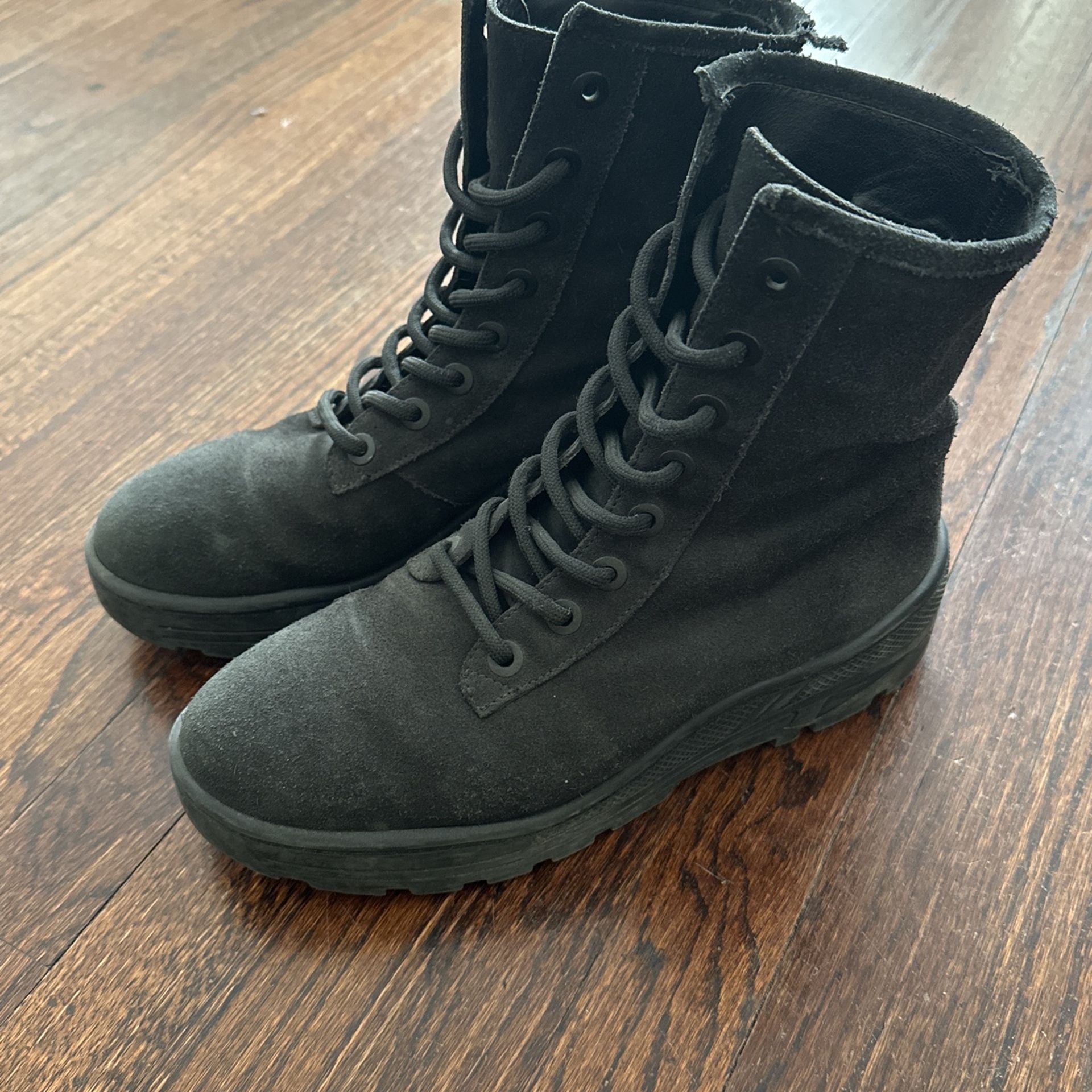 Yeezy Boots Size 9.5
