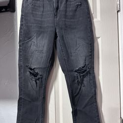 Black American Eagle Mom Jeans 