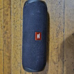 Small JBL Speaker $40