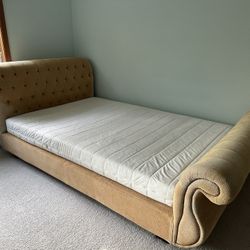 Latex Foam Mattress With Bed Frame 