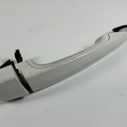 BMW E90 335i 328i Passenger Front Exterior Door Handle