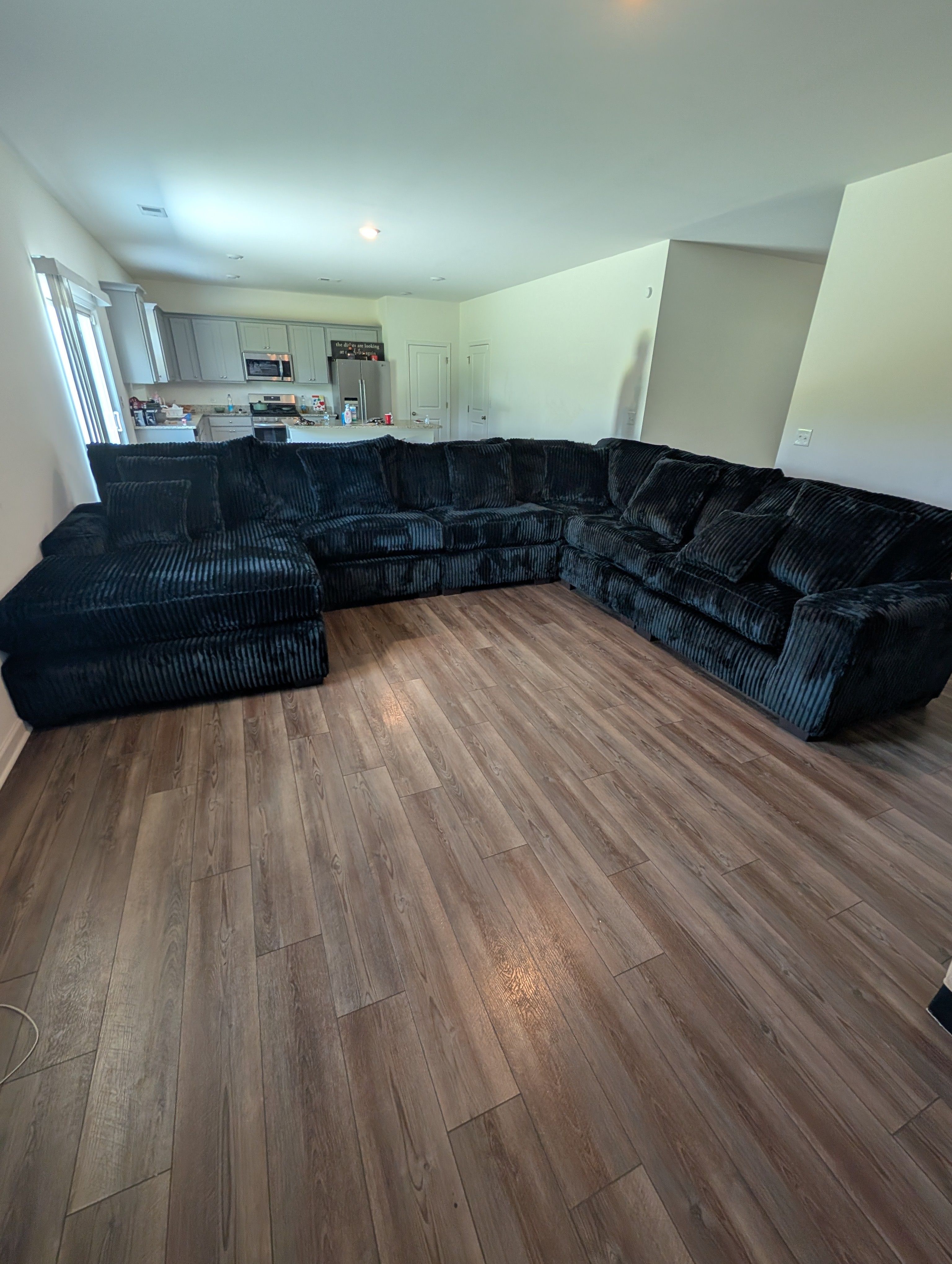 Comfy 6PC Black Plush Reversible Sectional