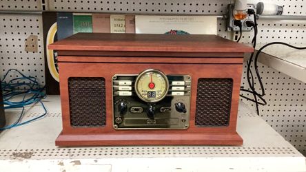 Innovative tech record player