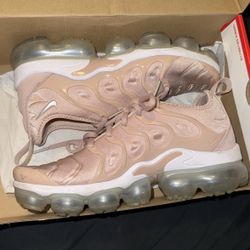 W Air Vapormax Plus