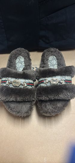 Designer inspired slip Ons