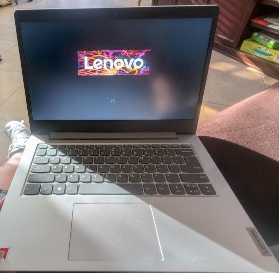 Lenovo Laptop
