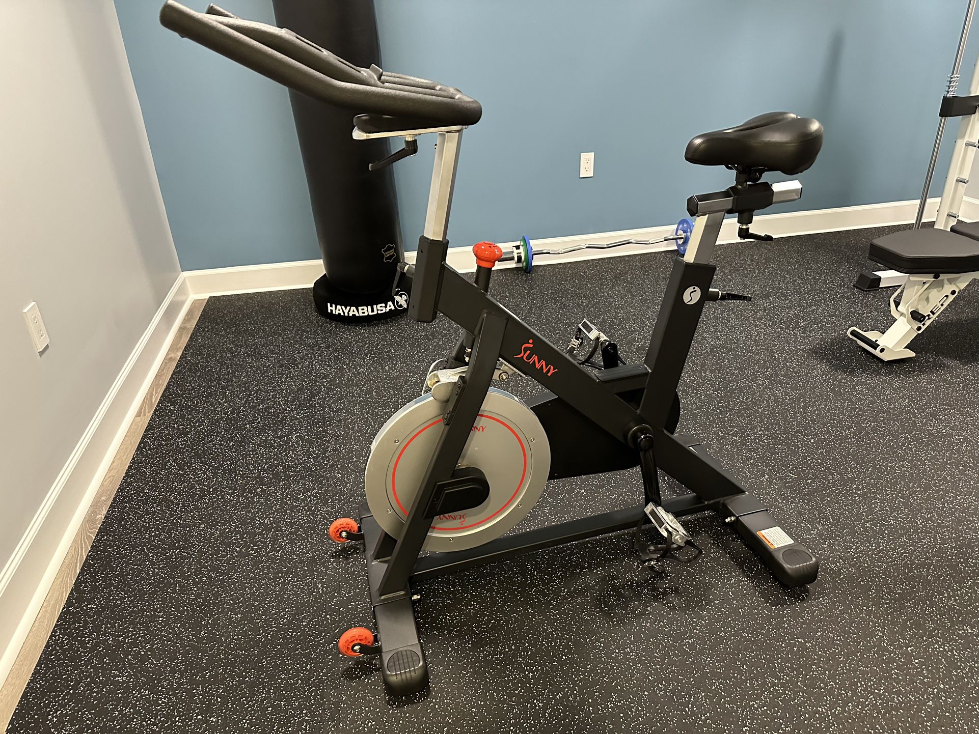 Sunny Health & Fitness Premium Magnetic Belt Drive Indoor Cycling