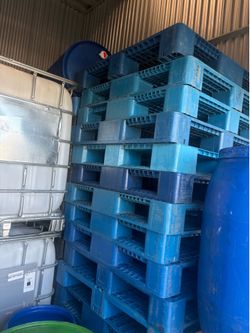 Plastic pallets 40x40
