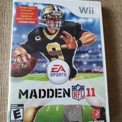 Madden NFL 11 (Nintendo Wii, 2010) Game