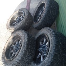 20x10 HD Luxx Rims & Tires 
