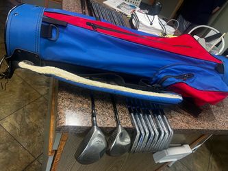 Junior female, RH, Golf Club set, Irons with metal woods and Choice of Putter, includes golf bag all for $129