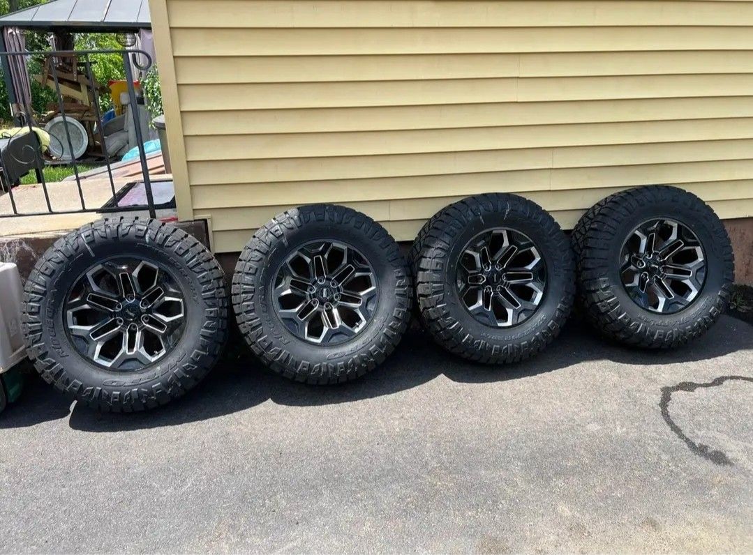 Brand New Wheels And Tires 20x9 6x139.7