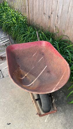 Red Steel True Temper 4 cu. Ft. Wheelbarrow