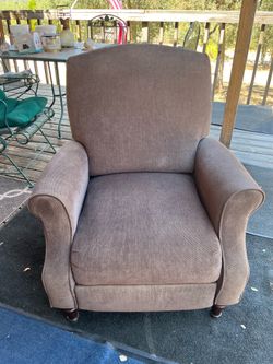 Recliner chair