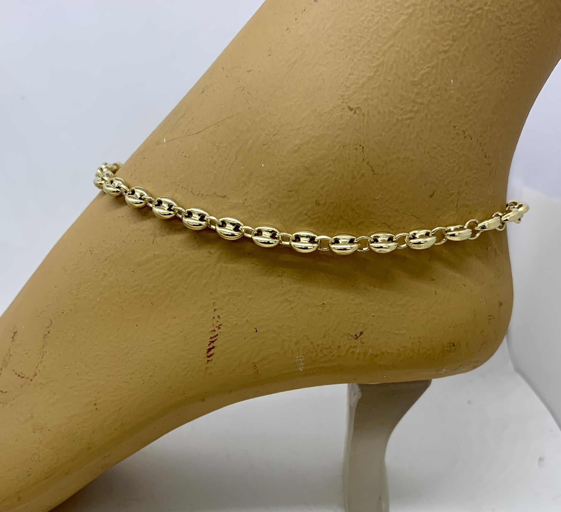 14 karat solid yellow gold Mario near style ankle bracelet anklet