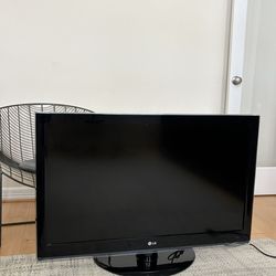48” LG Tv (no Smart