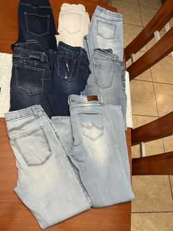Women’s Size 7 Jeans