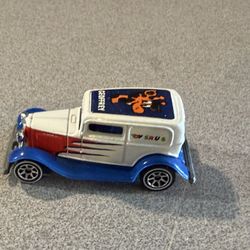 Hot Wheels '32 Ford Delivery White from Toys R Us 10 Pack Geoffrey 
