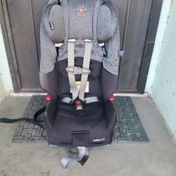 Diano Booster Car Seat Expires 2026