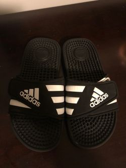 Kids Adidas size 13K slides