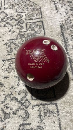 Stomp Track Bowling Ball