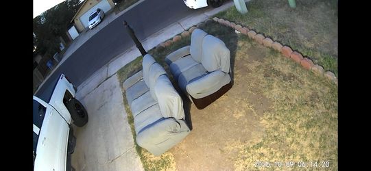 Free reclining couches