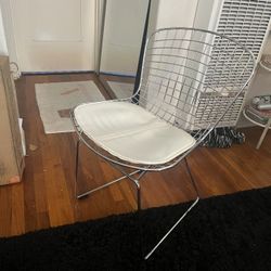 Metal Lounge Chair With Leather Seat