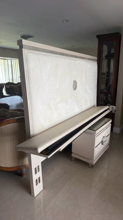 Aico by Michael Amini king bed frame