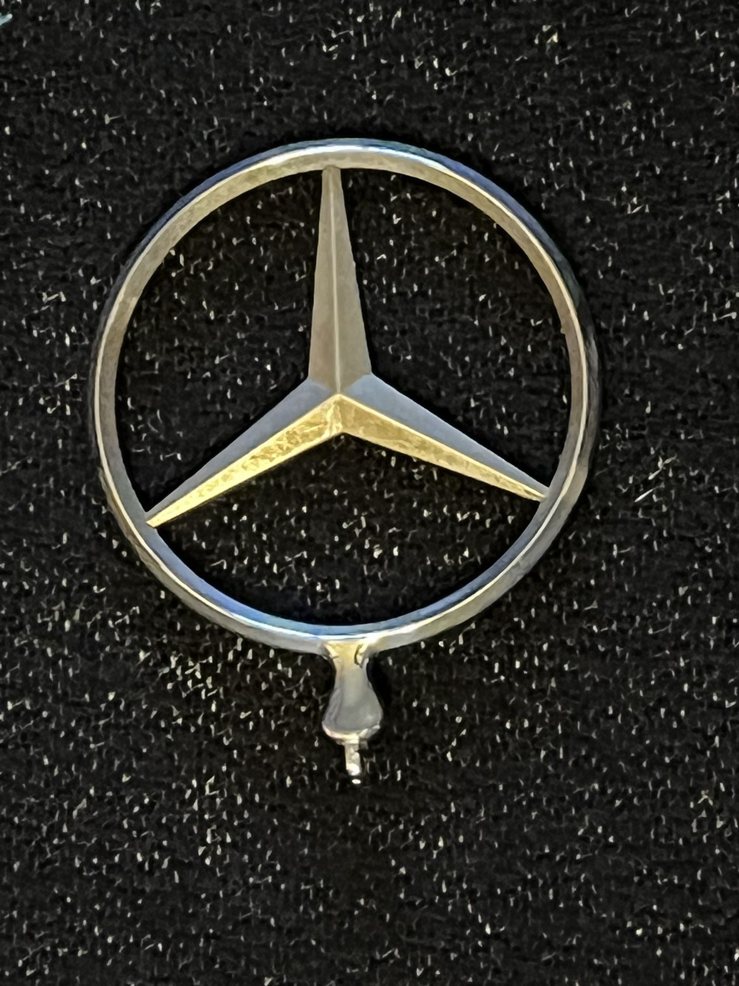 Mercedes Logo
