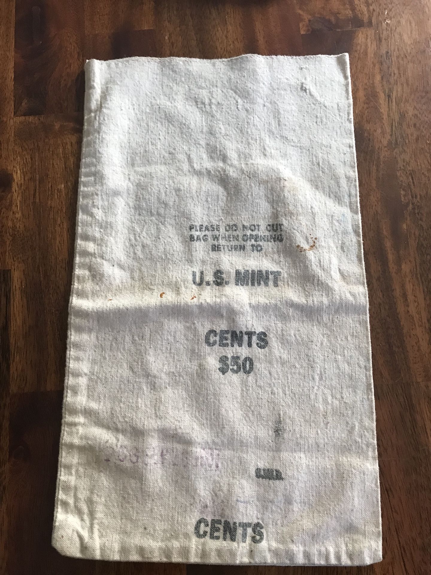 US mint Bank deposit bag canvas. Make me an offer!!