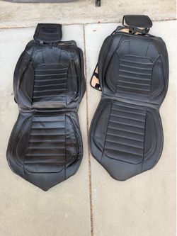 2022 Chevrolet Silverado rubber floor mats front/back and seat covers , and