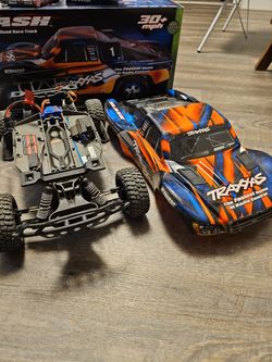 Traxxas race truck USED