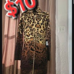 Cheetah Woman Sweater Brand New Size Small 