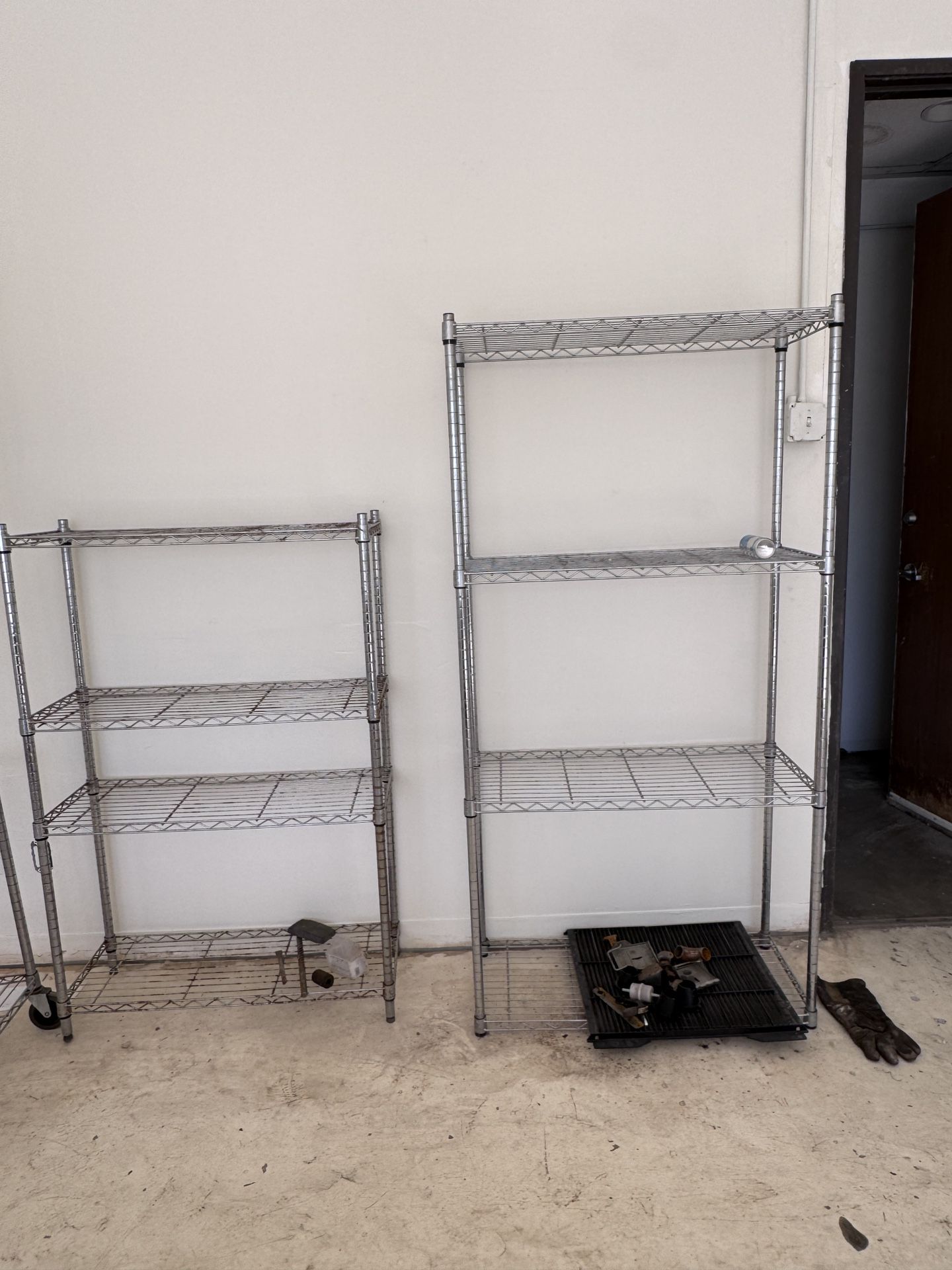 SMALL  CHROME SILVER STORAGE GARAGE  SHELVING UNIT RACK WITH  4 -SHELF  Left Rack Shorter One