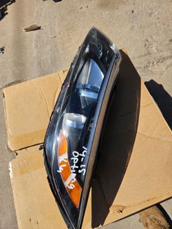 Kia Optima left Headlight oem