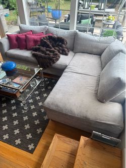 Couch sectional