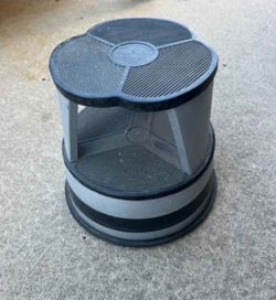 Cramer kik-step rolling step stool
