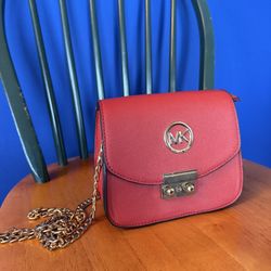 Michael Kors Scarlet Crossbody Bag with Gold Chain